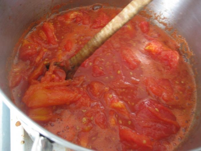 Come preparare i pomodori nel proprio succo facilmente e rapidamente